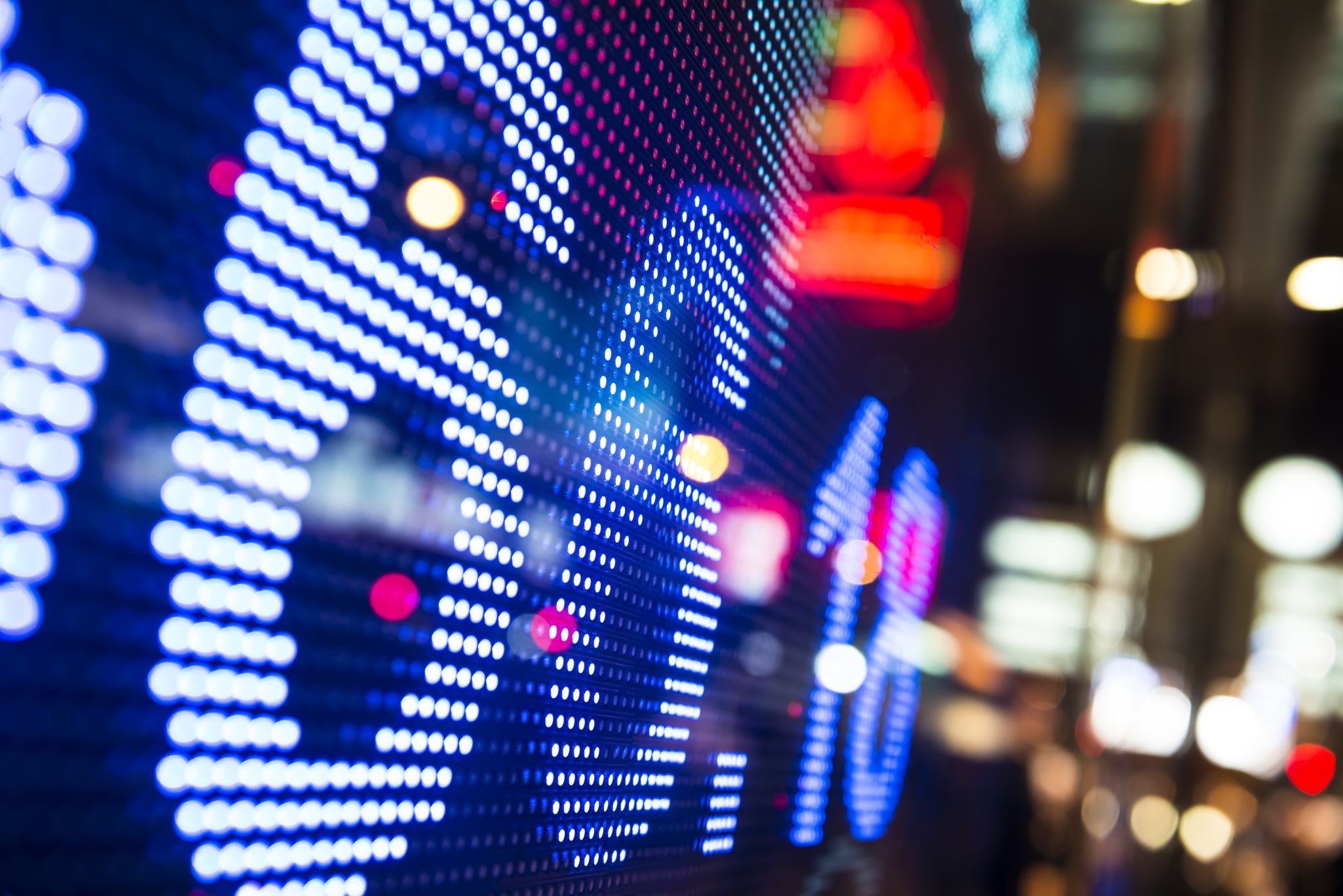 Retail store with digital displays